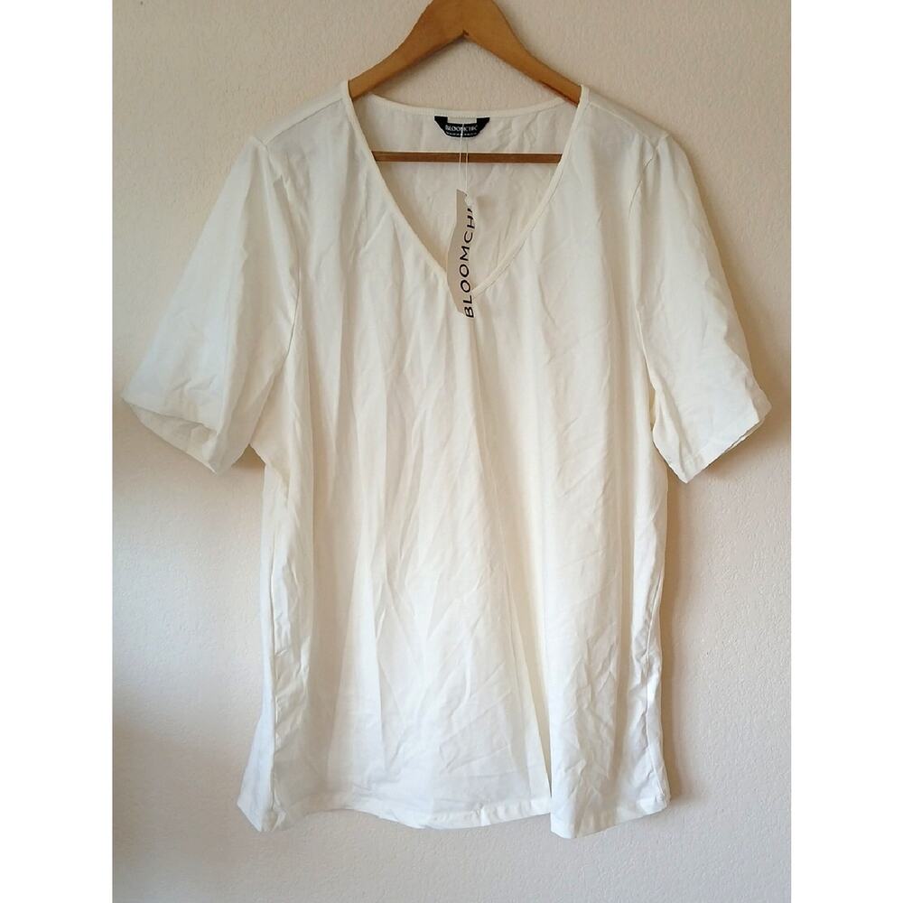 Bloomchic White V-neck Basic Tee New